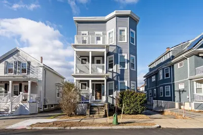 35 Fairmont St 1