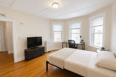 125 Park Dr #3 1