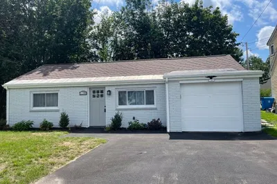 119b East Main St