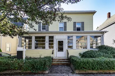 30-32 Autumn St 1