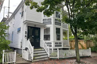 8 Pleasant St 1