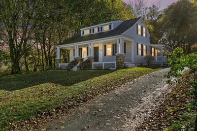 610 South Main St 1