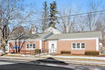 85 East Main St 1