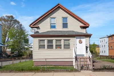 155 Grand St