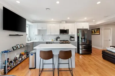 23 Bowdoin Ave #5