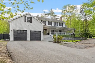 110 Olde Tavern Rd 1