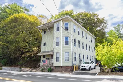 66 E Main St 1