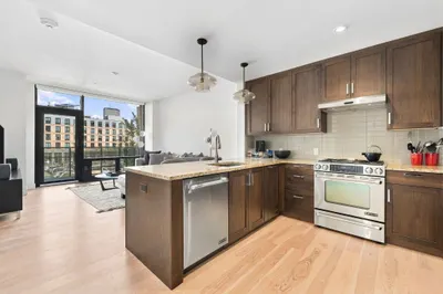 32 Traveler St #313 1