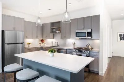 25 River St #222 1