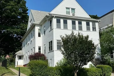 4 Rena St #1