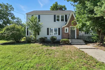 706 Allen St