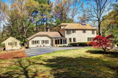 55 Hall Rd 1