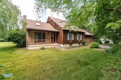 19 Nolan Ln 1