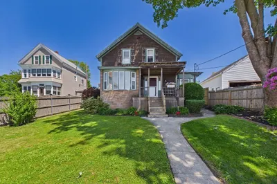 87 Stowe St 1