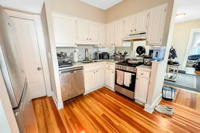 24 Suffolk St #2