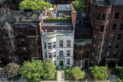 304 Commonwealth Ave #PH 1