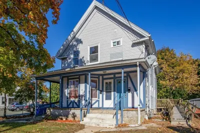 8 Linwood St #2 1