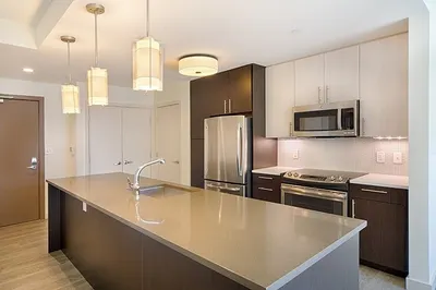 1 Canal St #617