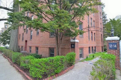 14 Ware St #33