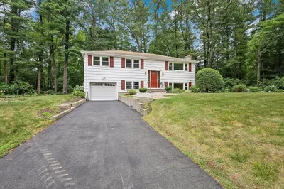 12 Lafayette Lane 1