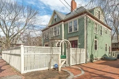 62 Kirkland Street 1