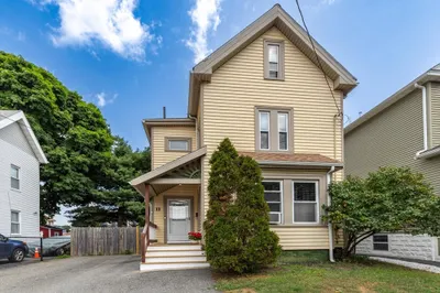 11 Fulton Street