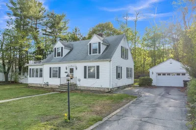 22 Williams St