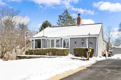 60 Highland St 1