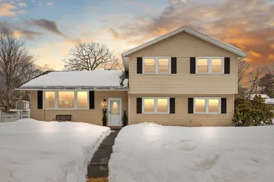20 Walker Rd