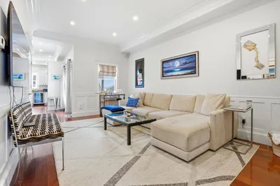 17 Gates St #1