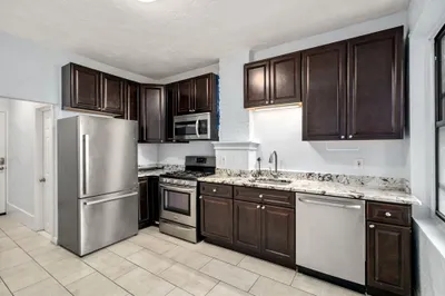 34 Shelby St #1-1