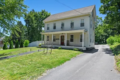 214 Pleasant St 1