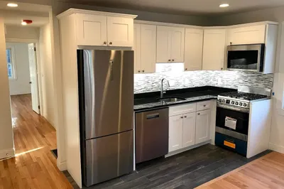 7 Perry Street #1R