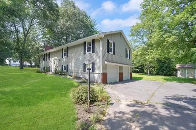 9 Glenwood Dr 1