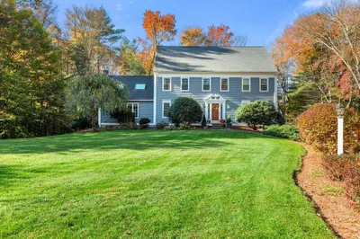 25 Bogastow Circle 1