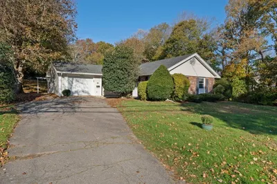 39 Unicorn Ave