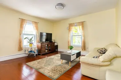 28 Faxon St #28