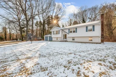 149 Laurie Ln 1