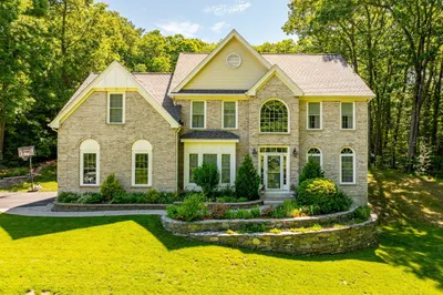 34 Beechwood Cir 1
