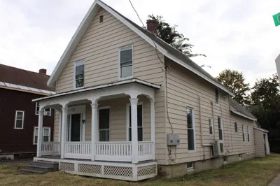 118 Conway St 1