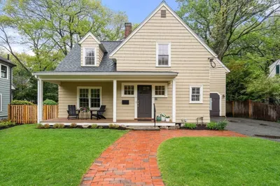 33 Manchester Rd