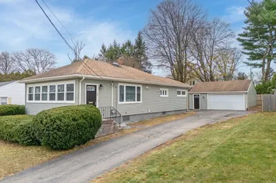 29 Bower Ave 1