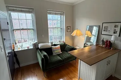 200 Warren Ave #3