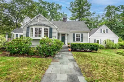 17 Palmer Hill Ave 1