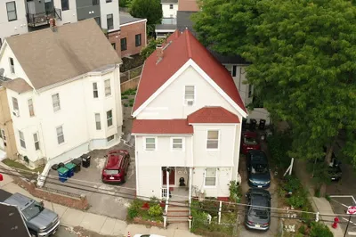 153 Glen St