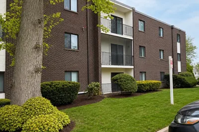 24 South St #203 1
