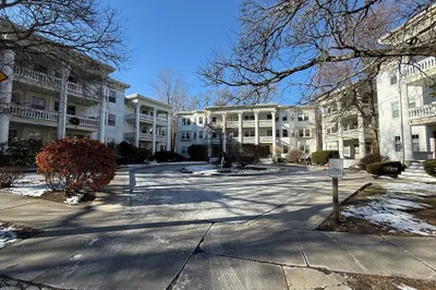 138 Middlesex Rd #1