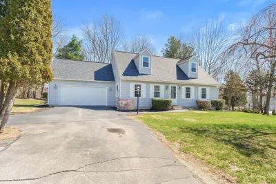 4 Lilacwood Cir 1