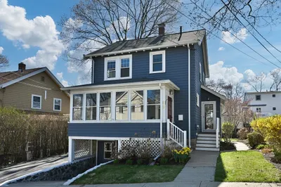 85 Sunset Rd