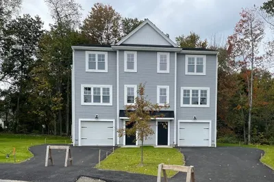 62 Castine Street 1